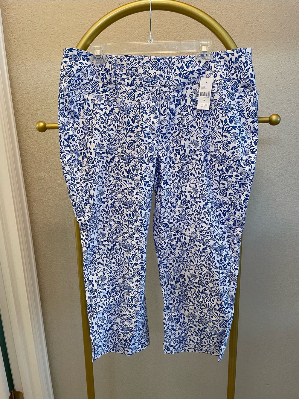 Lane Bryant Blue & White Floral Capris
